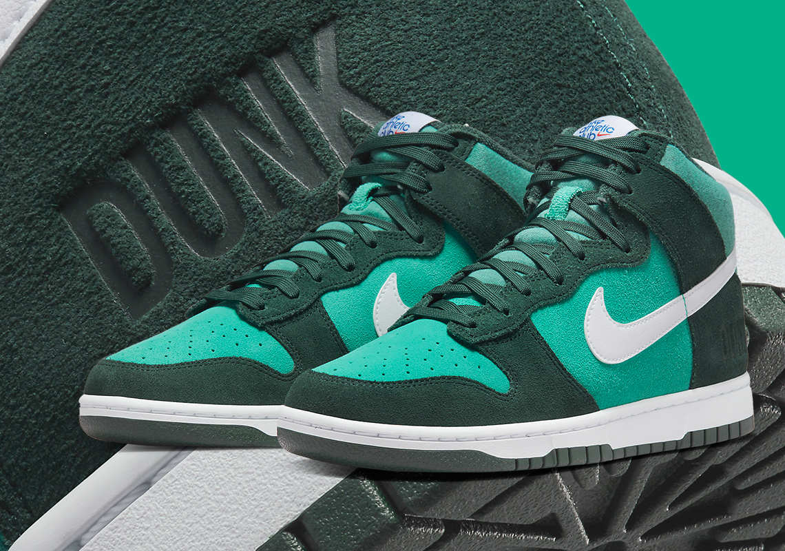 In Case You Didn't Know, These Are Nike Dunks