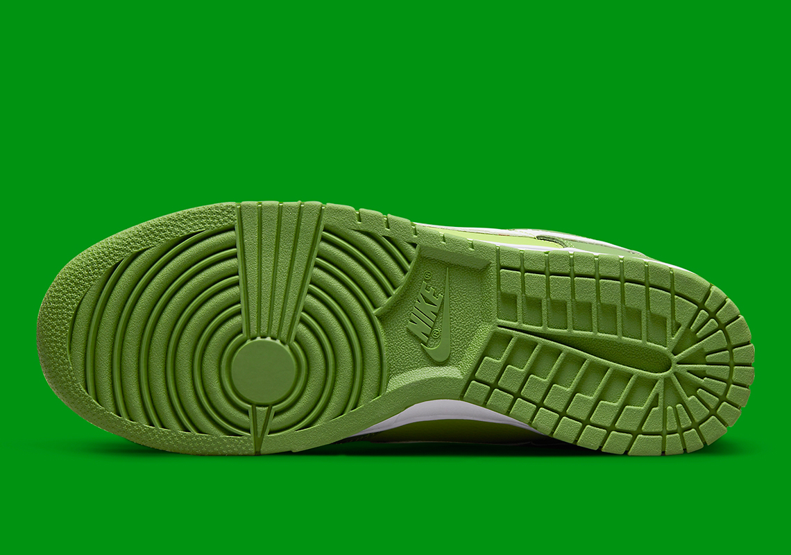 Nike Dunk Low Green Dj6188 300 4