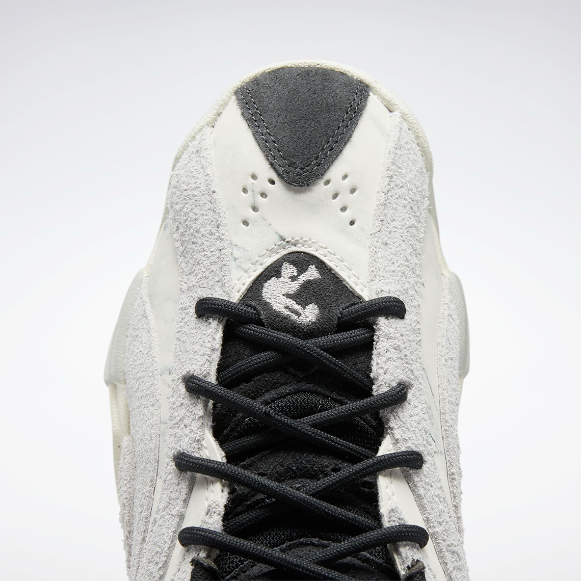 Reebok victoria Shaqnosis Marble Gx9663 Release Date 5