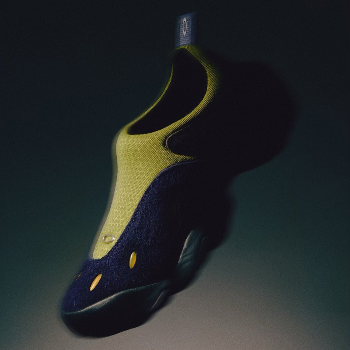 OAKLEY スニーカー Brain dead flesh yellowgold Oakley x Brain Dead Factory Team Flesh Jacquard Yellow Mens