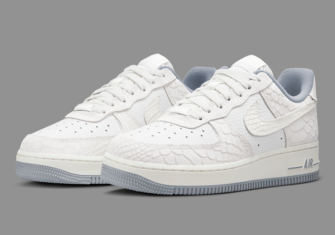 Nike Air Force 1 DX2678 100 4