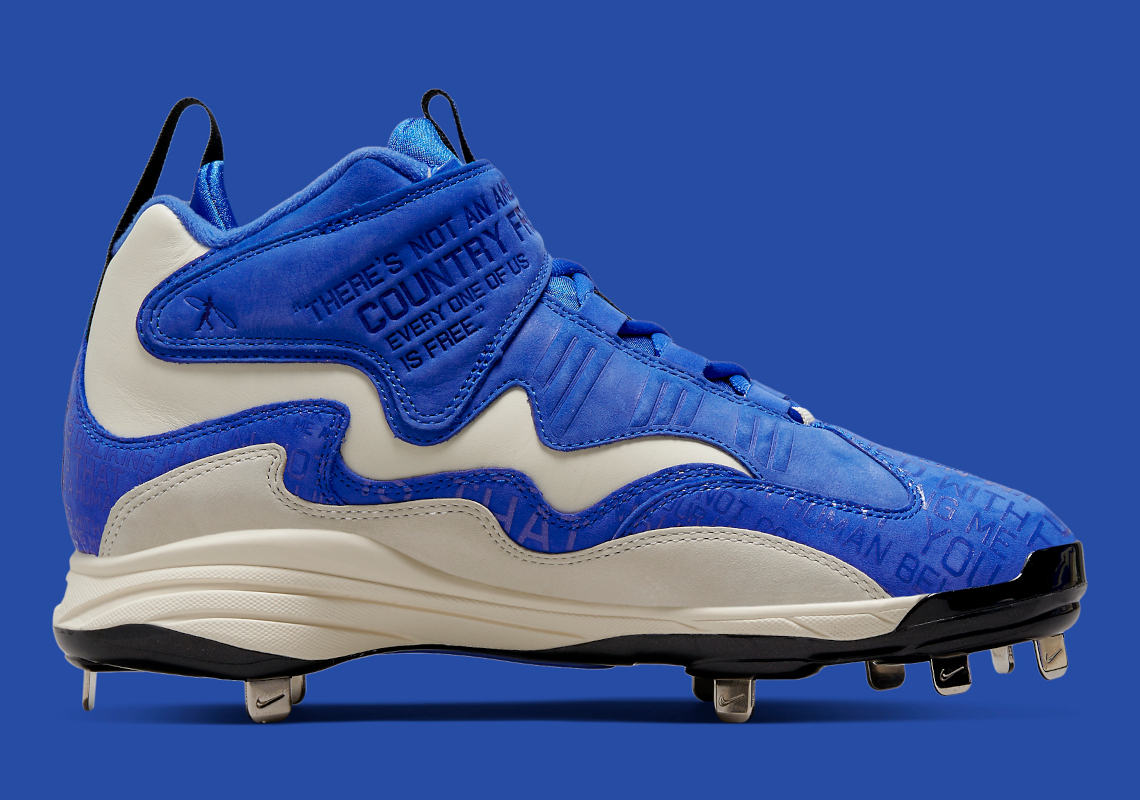 jackie robinson griffey cleats