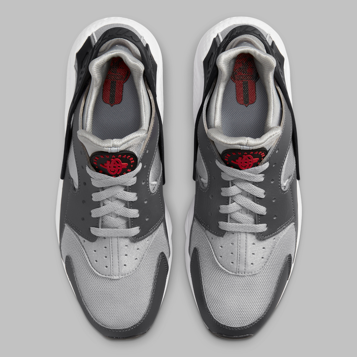 Nike Air Huarache "Grey/Red"DV3504-001 SneakerNews.com