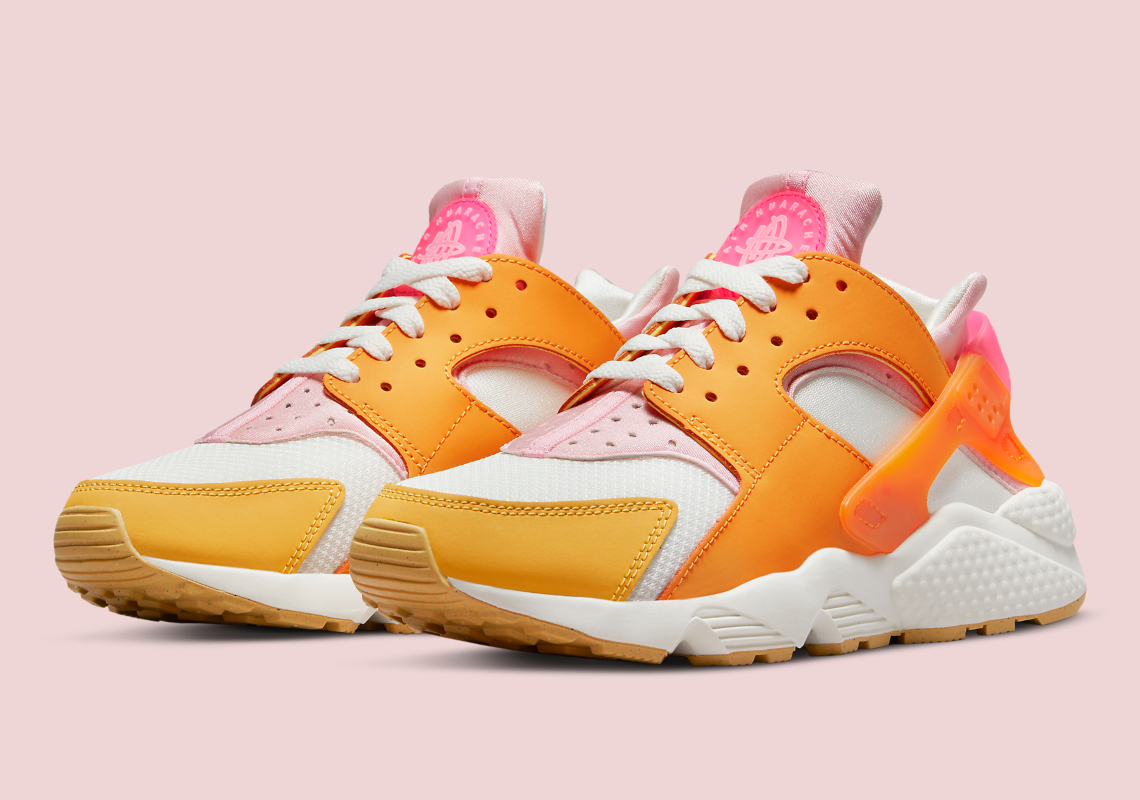 Nike Air Huarache 'Sail/Orange' DX2674-100