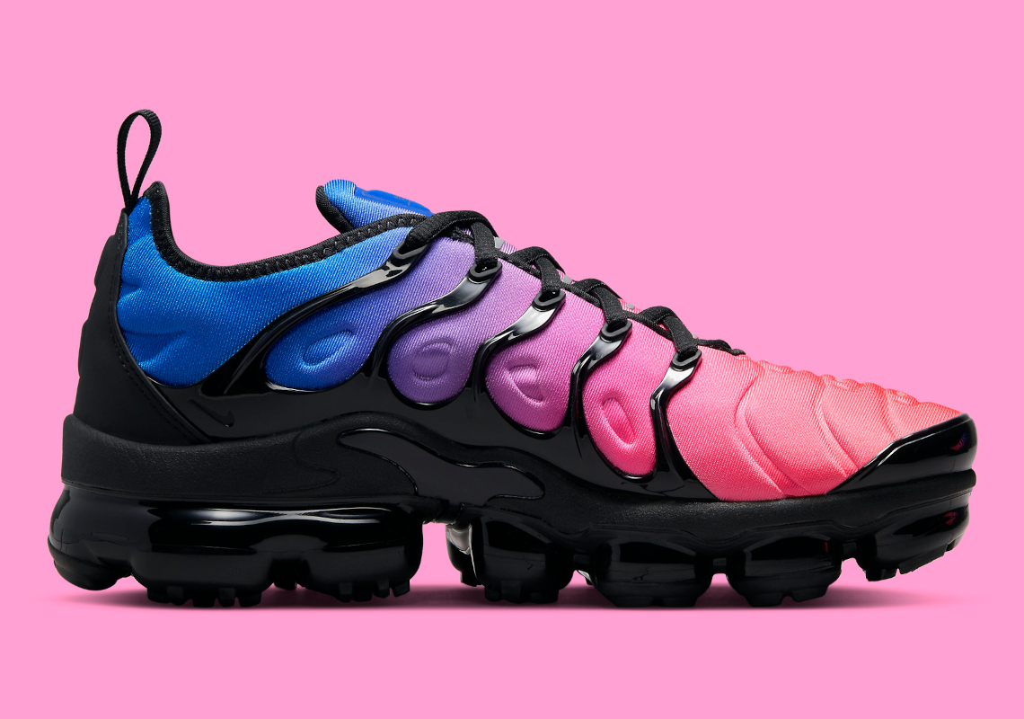 purple and teal vapormax plus