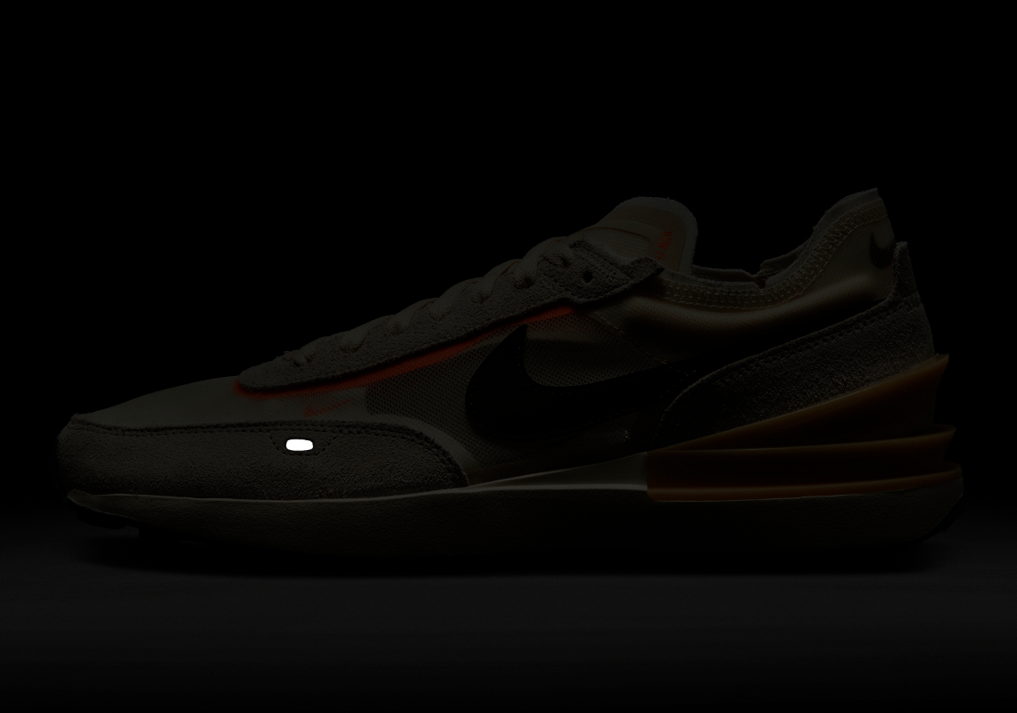 natty light nike shoes