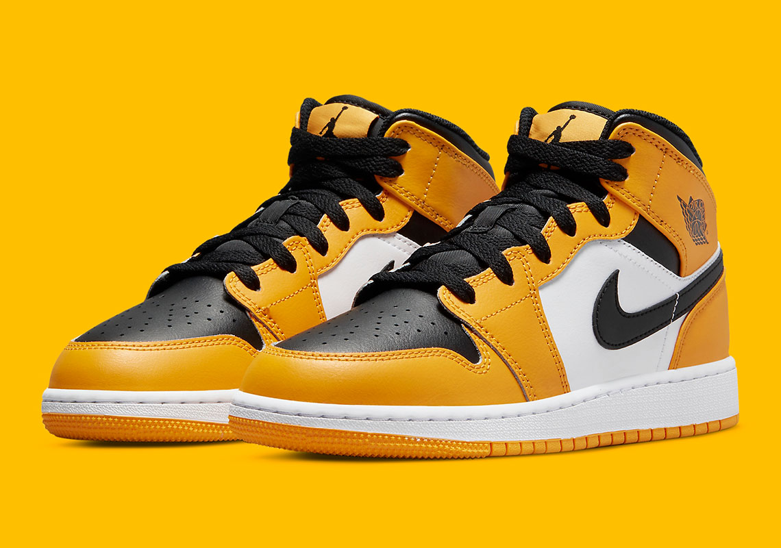 Air Jordan 1 Mid GS Yellow Black 554725 701 SneakerNews