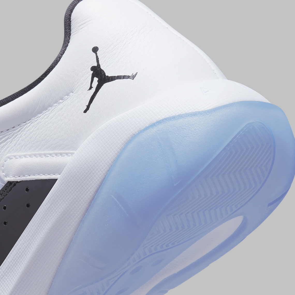 Nike Air Jordan 11 Low CMFT Concord White Black DV2207-100 Men's Shoes NEW