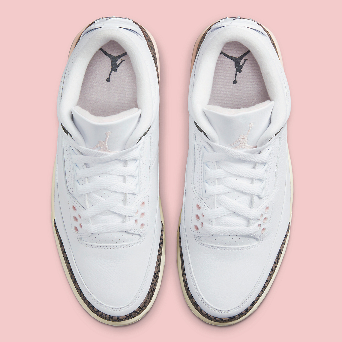 Lily Allen en Air Jordan 4 White