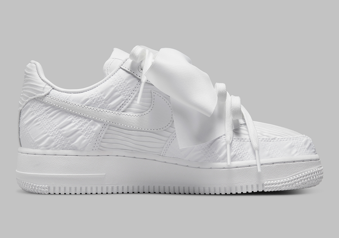 Air Force 1 Mid '07 LX (Pearl White) – Bows and Arrows