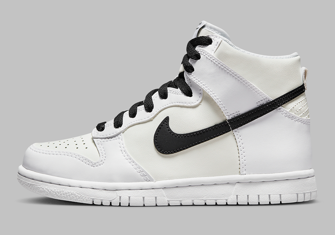nike dunks cheap online women boots in india Gs White Black Db2179 108 Release Date 4