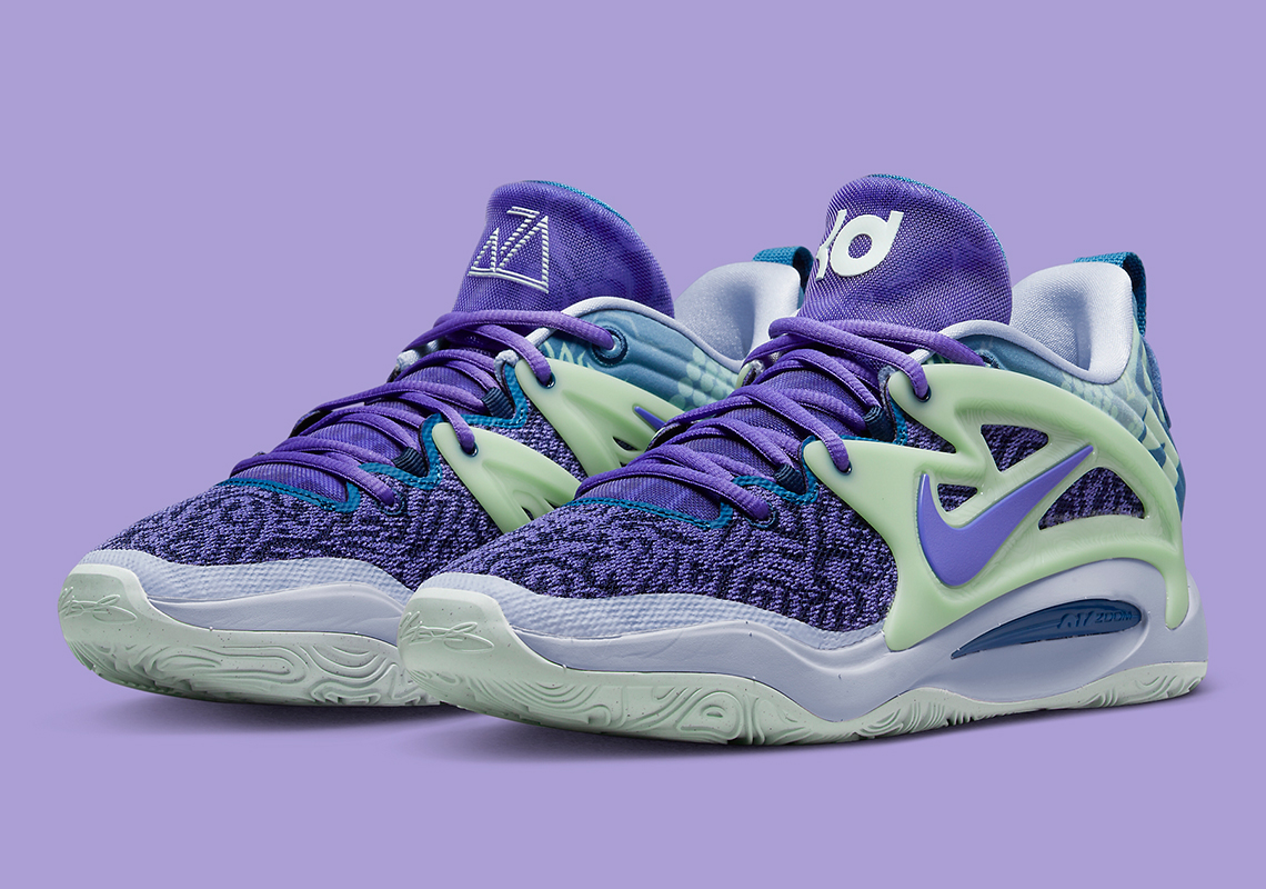 Kd best sale purple shoes