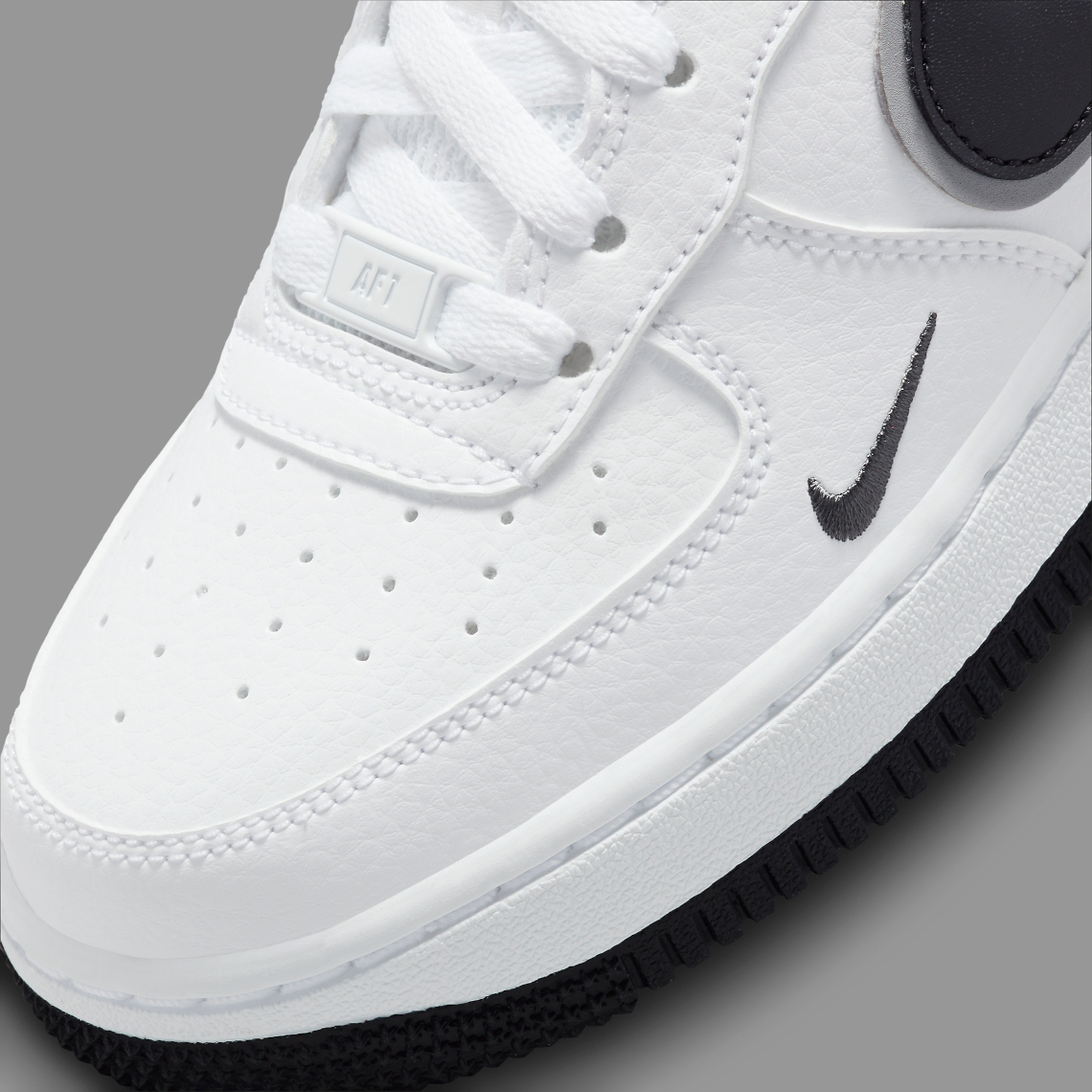 Nike Air Force 1 Low DX9269 100 1