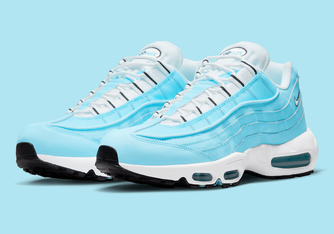 Nike Air Max 95 "Ice DZ4395-400 Release SneakerNews.com