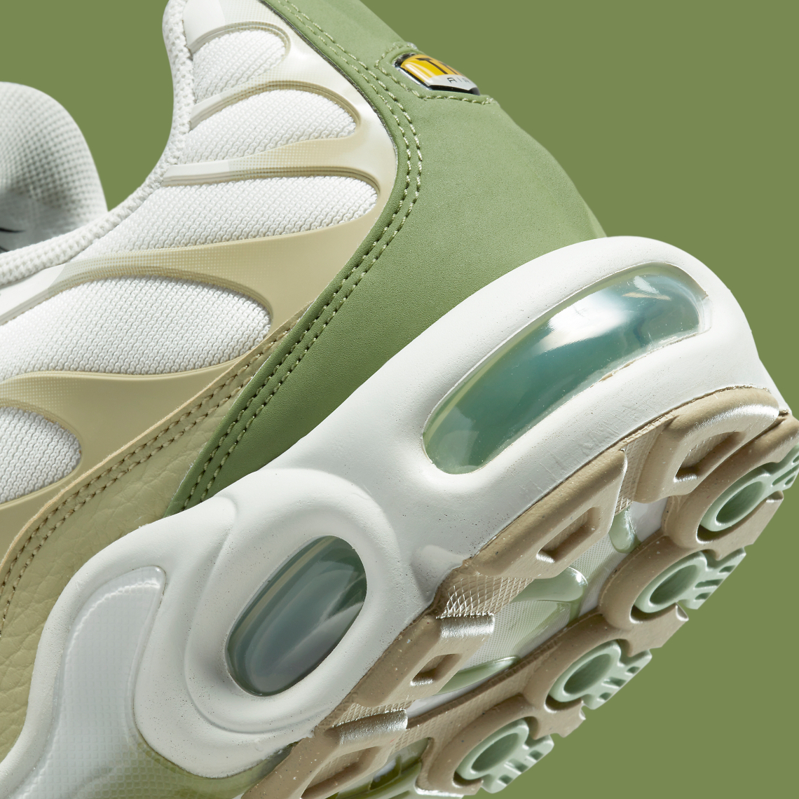 Nike tn best sale green and white