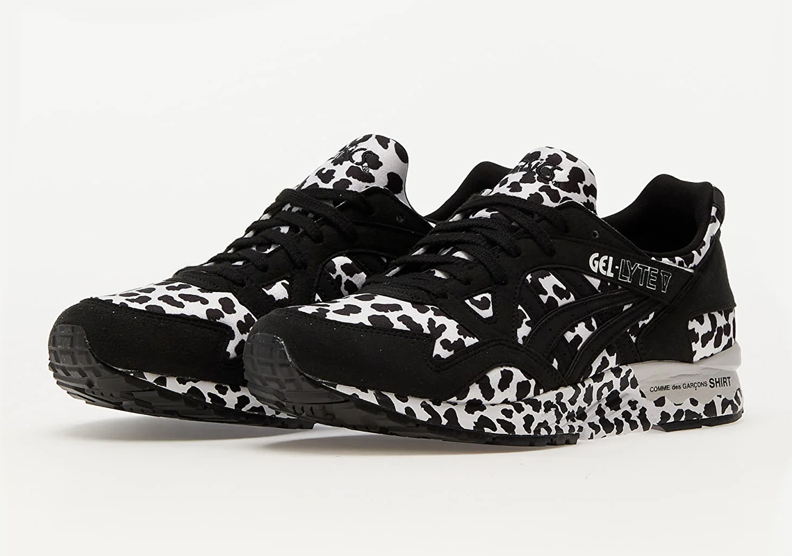 COMME des GARÇONS SHIRT x ASICS GEL-Lyte V | SneakerNews.com