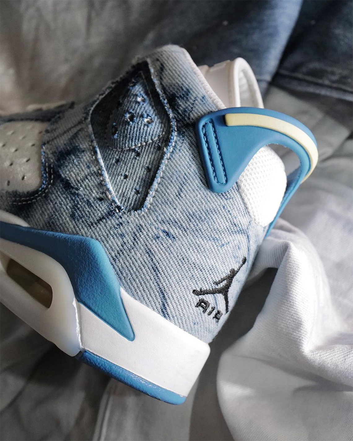 Older Kids' Air Jordan 6 'Washed Denim' (DM9045-100) Release Date. Nike  SNKRS ID