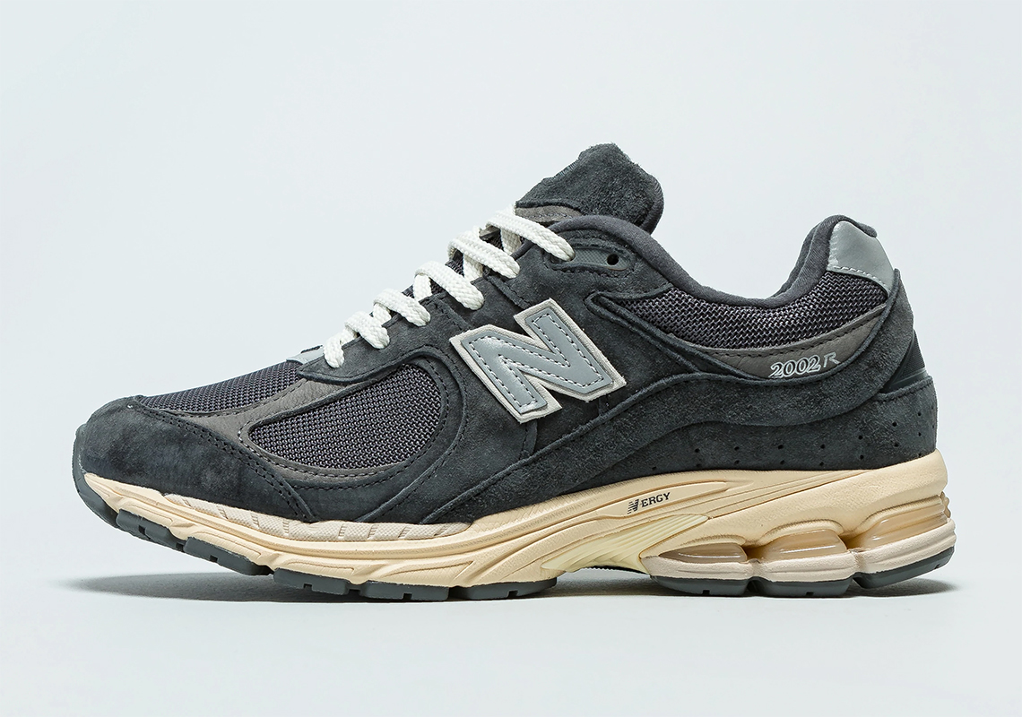 New Balance 2002R M2002RHO Grey Suede | SneakerNews.com