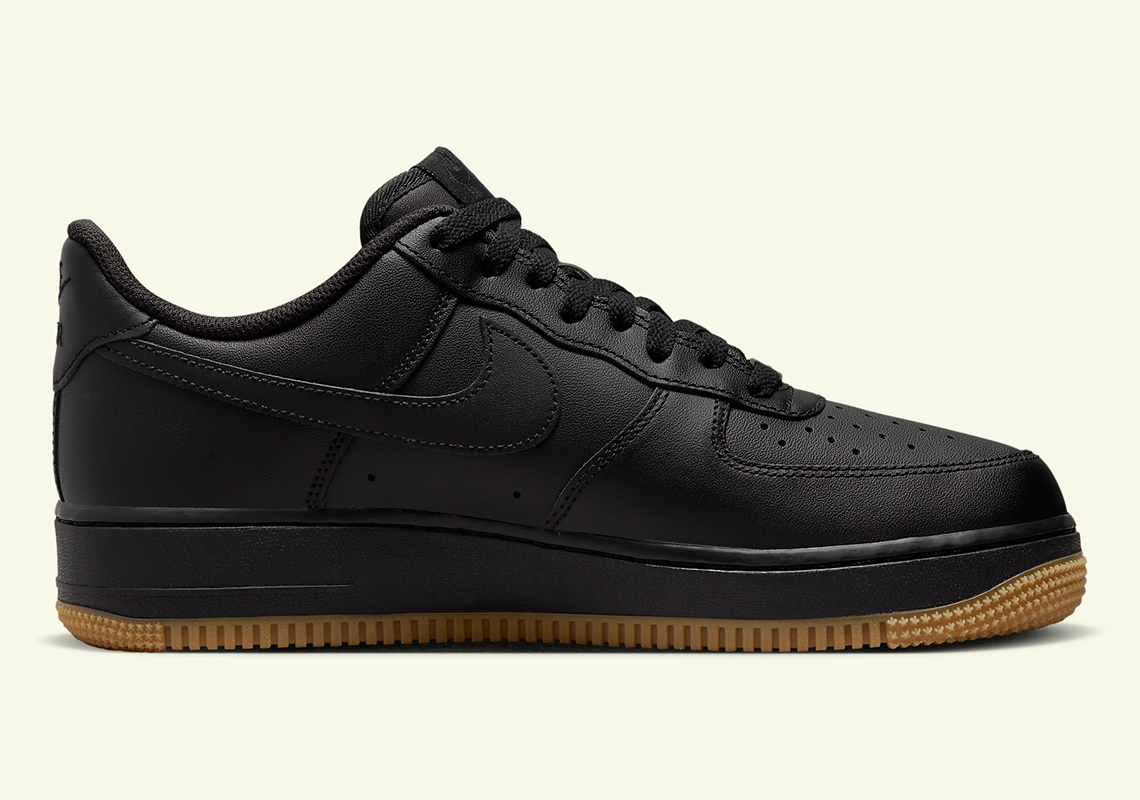 black af1 with gum sole