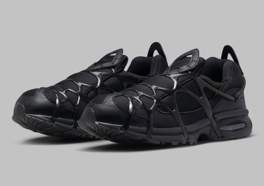 The Nike Air Kukini Surfaces In “Triple Black”