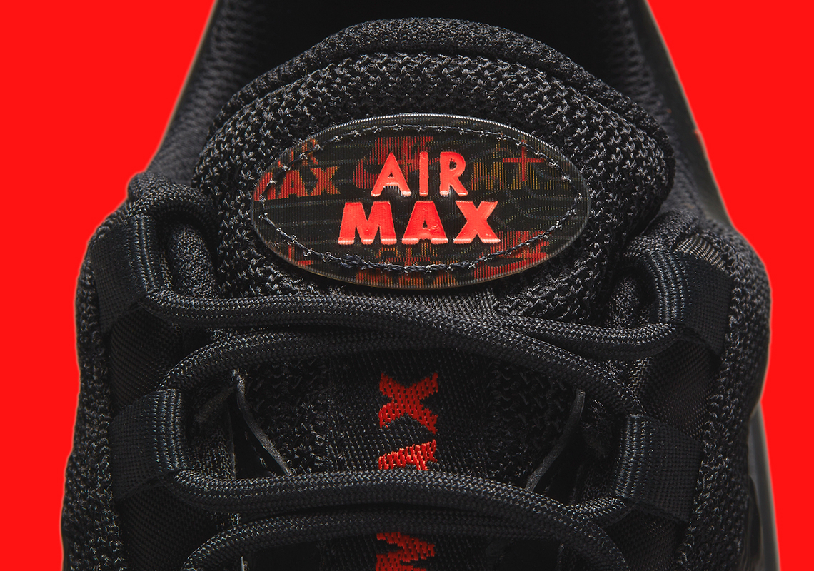Nike Air Max 95 Ultra Black Crimson DX2658-001