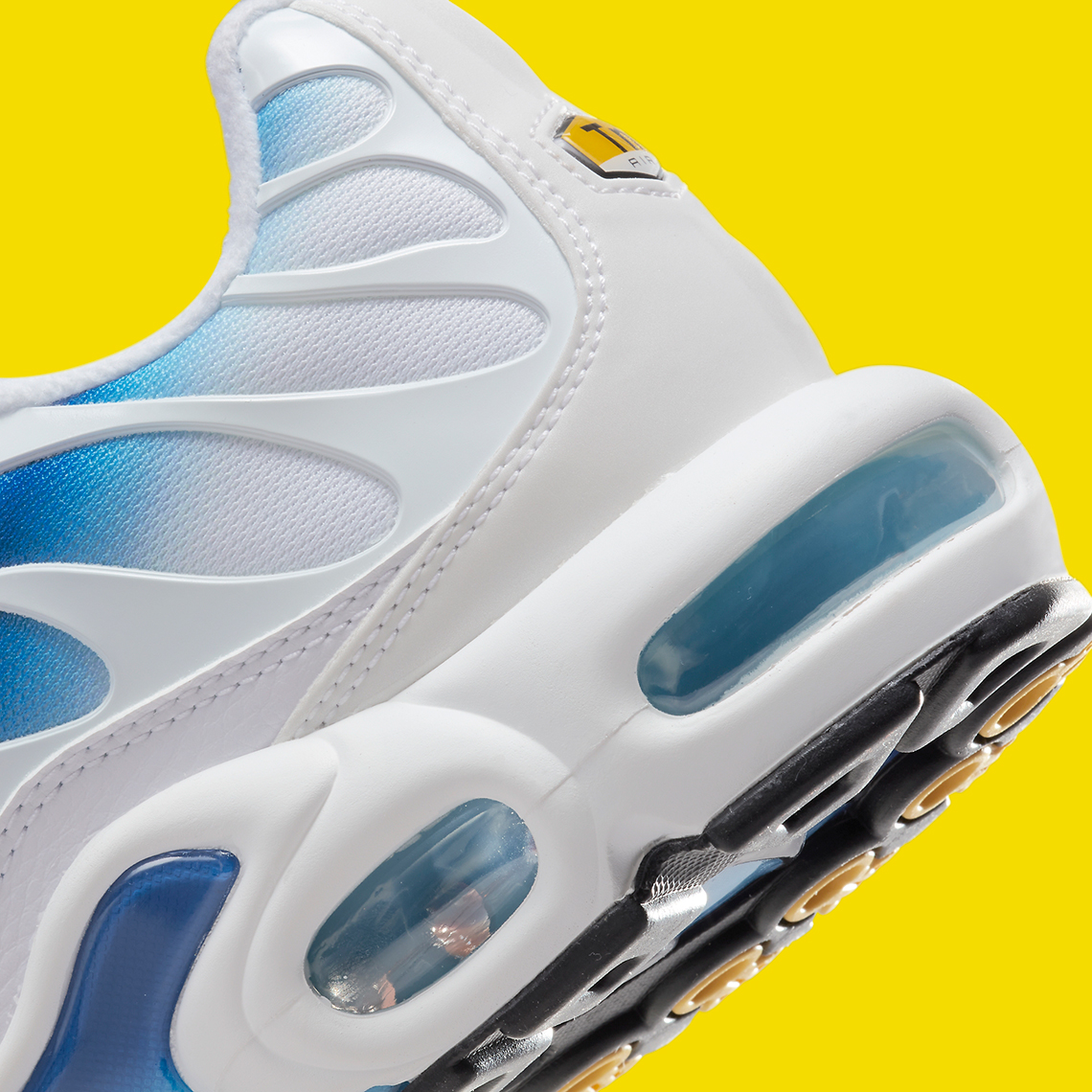 air max plus white blue yellow