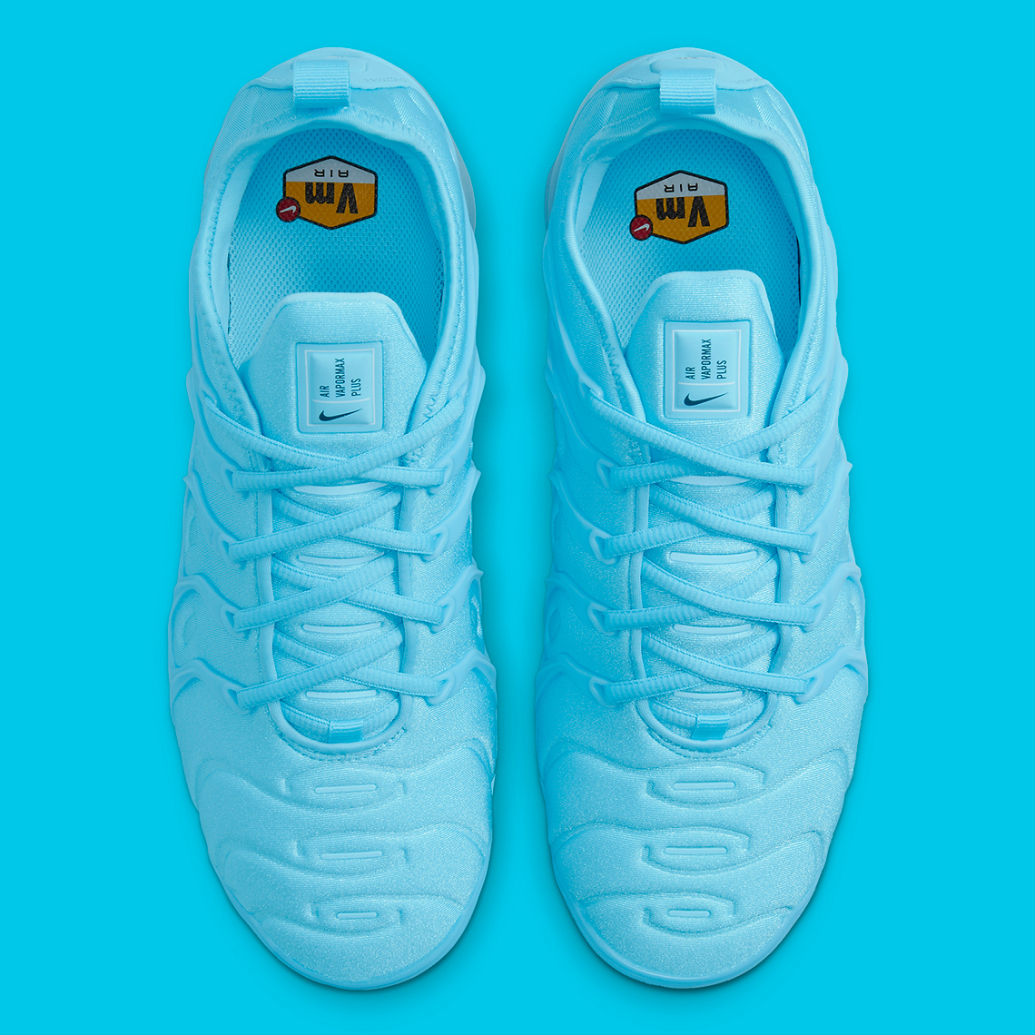 nike vapormax plus baby blue