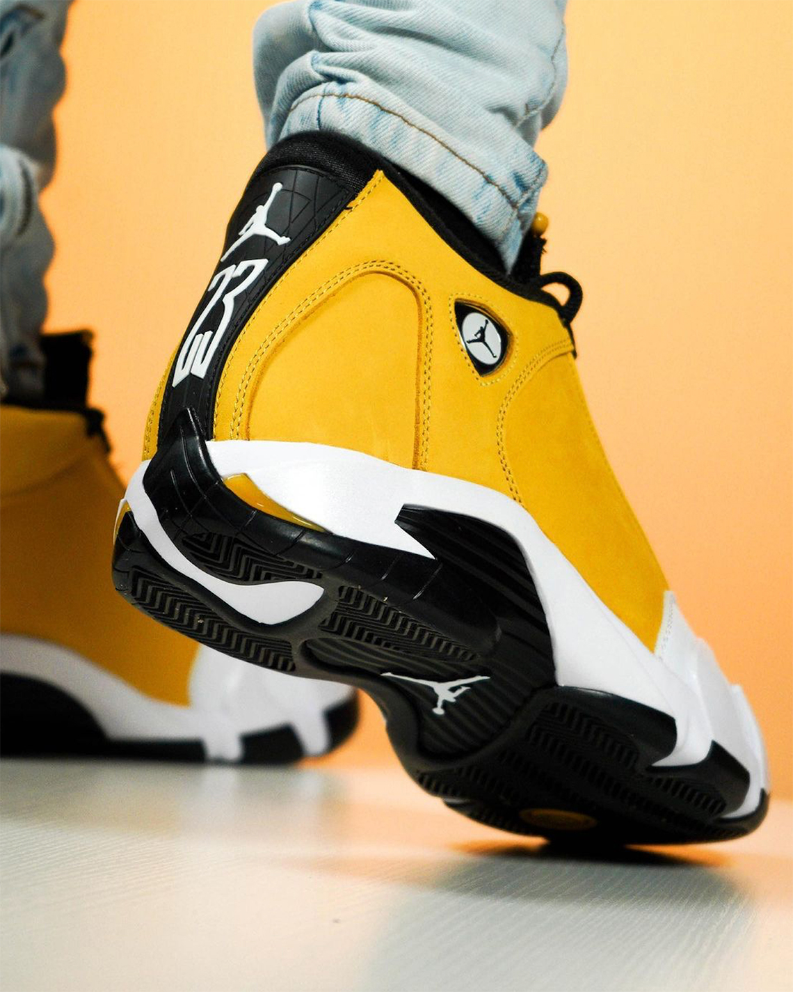 These Might Be The Rarest Air Jordan neon Oregon PEs In History