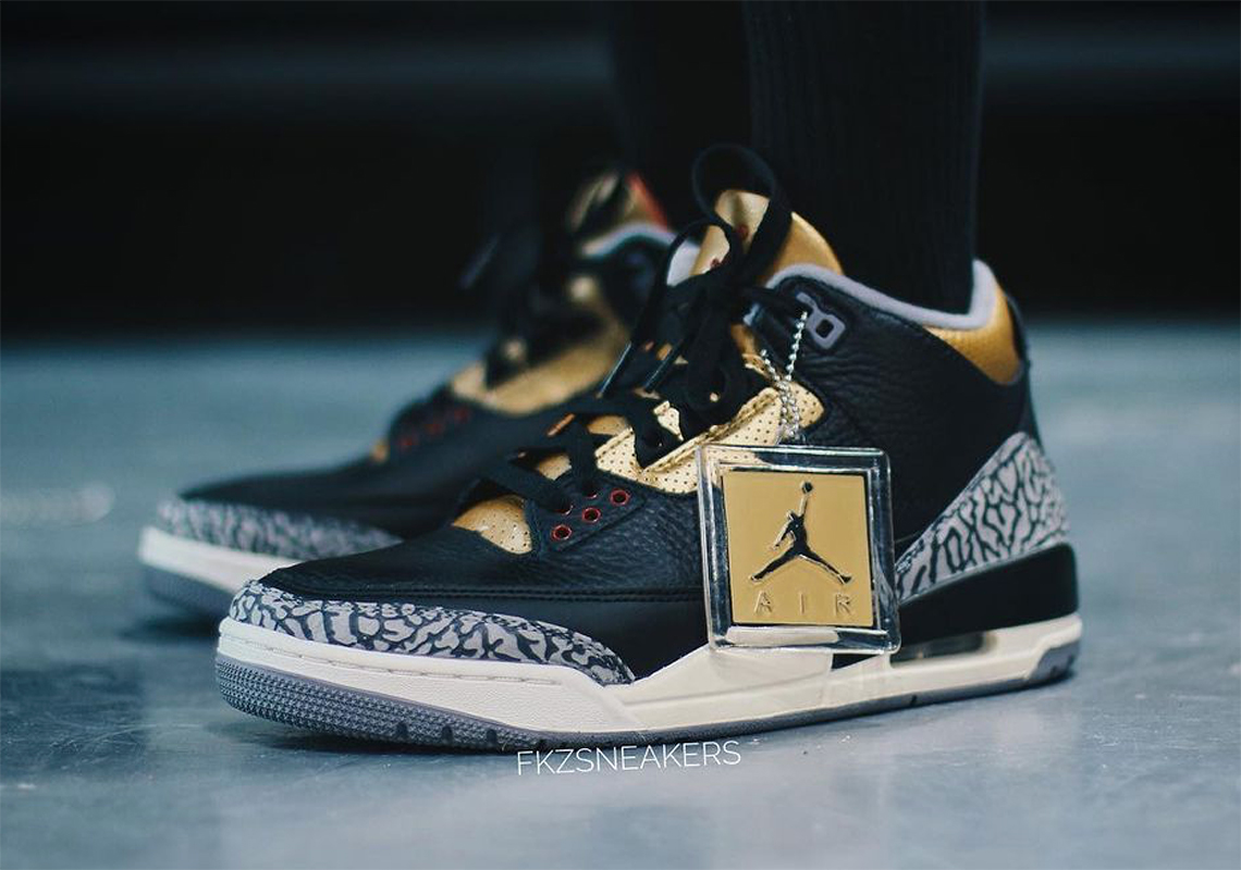 black and gold jordans 3