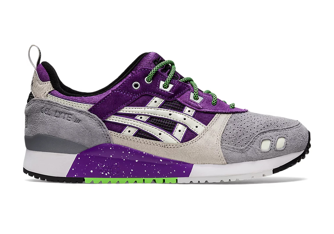 Asics deals purple sneakers