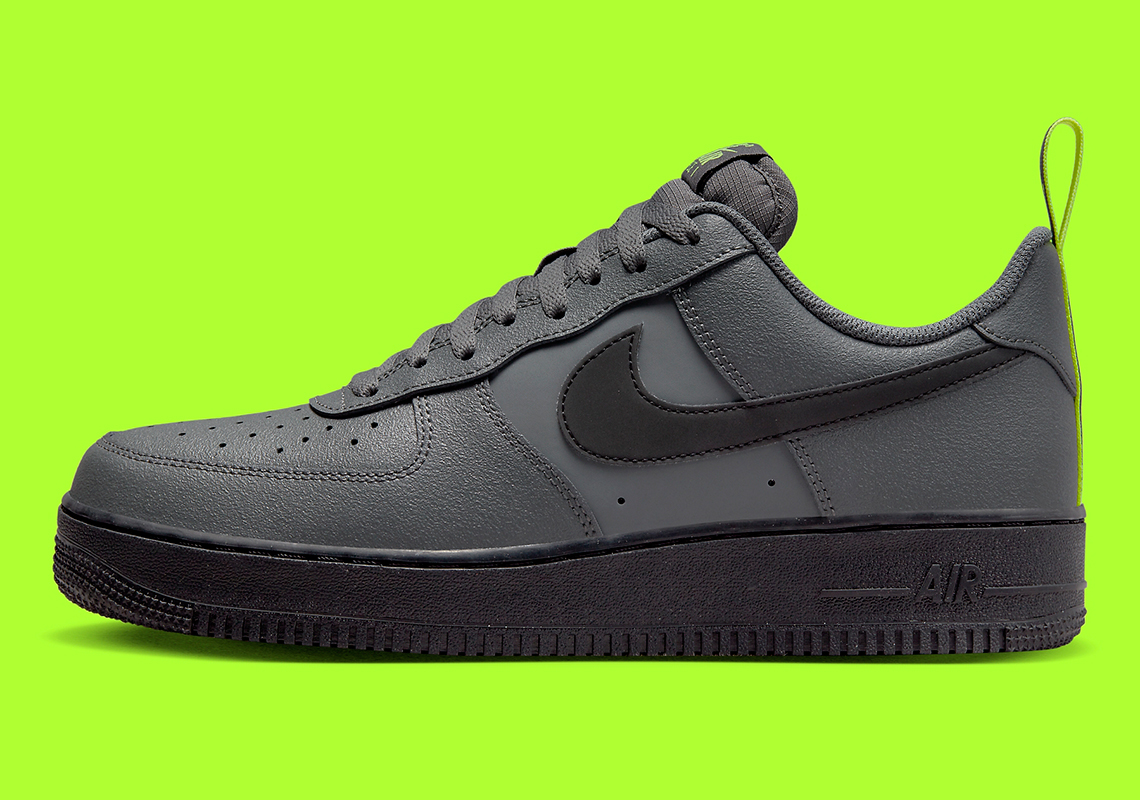 Nike Men Air Force 1 '07 Lv8 (black / black-iron grey-white)