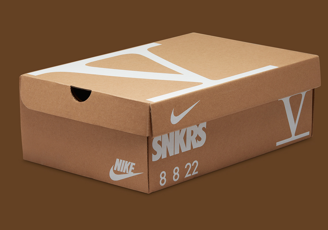 Snkrs delivery cheap