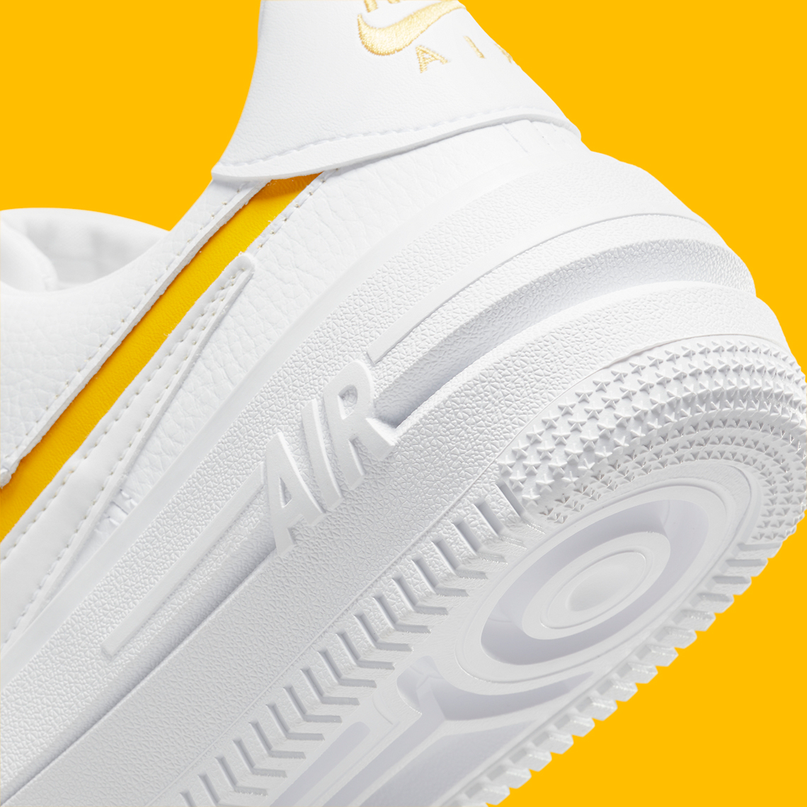 Nike Air Force 1 PLT.AF.ORM trainers in triple white