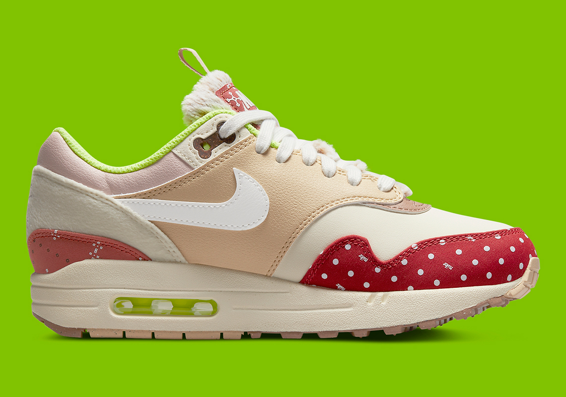 Womens nike air hot sale max famous footwear