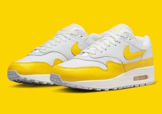 Tumbled Leather And Mesh Build This Nike Air Max 1