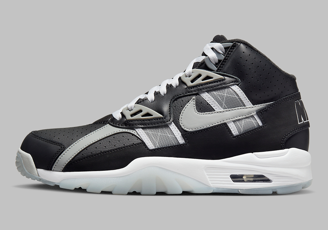 A Raiders Tribute Appears On The Nike Air Trainer SC High 