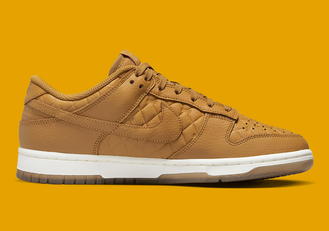 Nike Dunk Low Quilted Wheat Dx3374 700 1