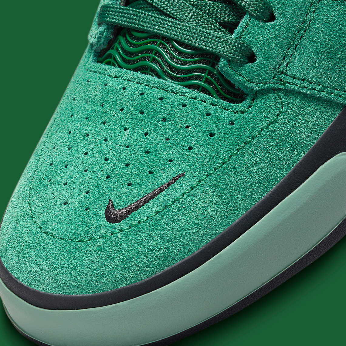 Nike laser Sb Ishod Green Dc7232 301 Release Date 2