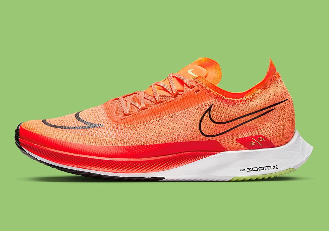 nike zoomx streakfly vs zoom fly 5