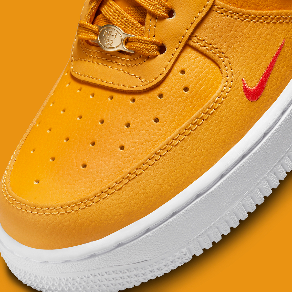 Nike Air Force 1 Low 40th Anniversary 'Yellow' (GS) - DQ0359-700 - Restocks