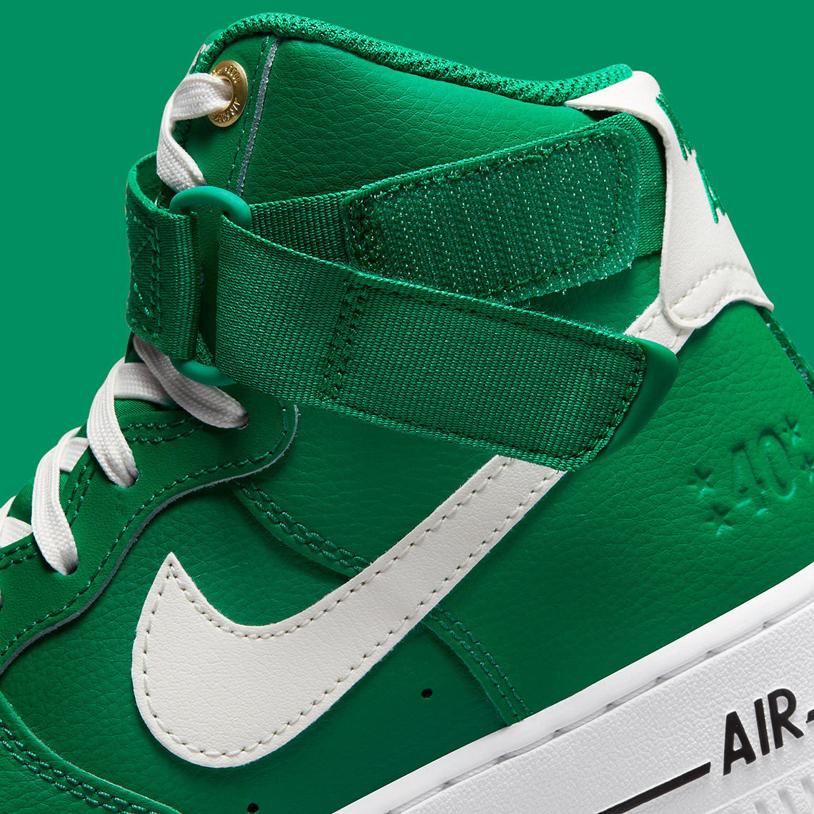 Nike Air Force 1 High SE '40th Anniversary👏🏽 Green/White🔥 🚨Release  Date:10/13/2022 Women's (6-9.5) $135 DQ7584-300 🔔To enter the…
