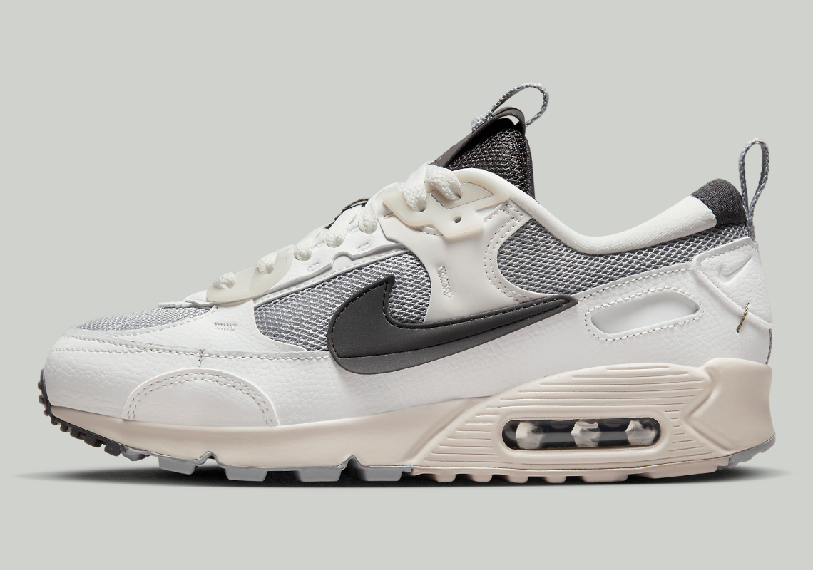 "Wolf Grey" Lands On The Nike Air Max 90 Futura