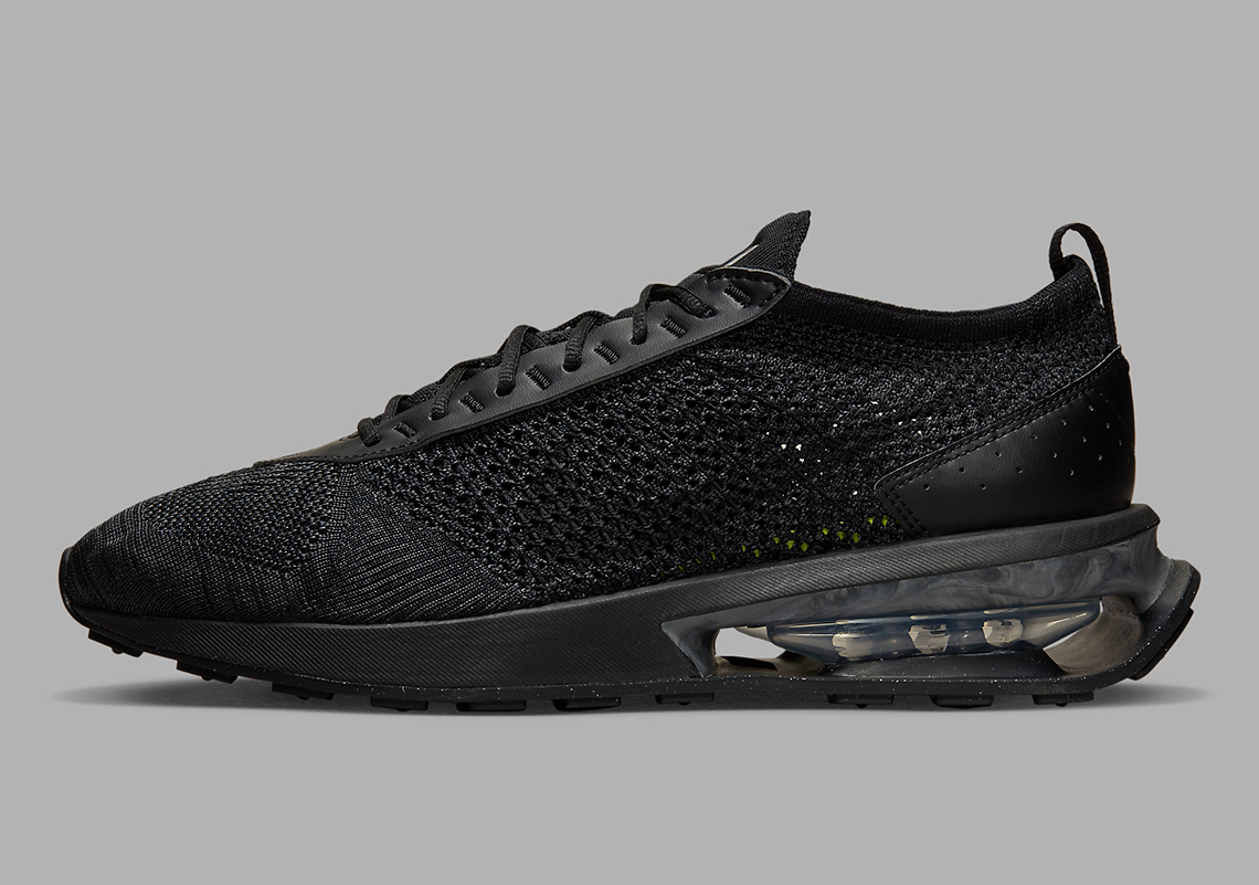 Nike air max flyknit hot sale black