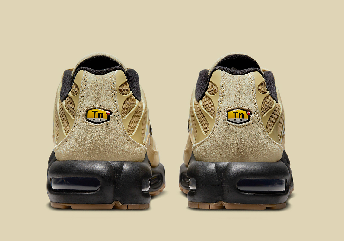 air max tn plus gold