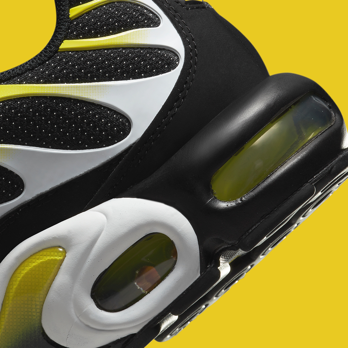 Nike Air Max Plus Black White Yellow DQ3983-001 | SneakerNews.com
