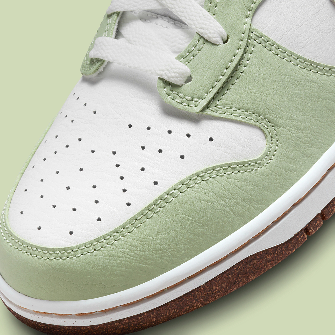 Nike Dunk High SE Honeydew Summit White DQ7680-300 | SneakerNews.com