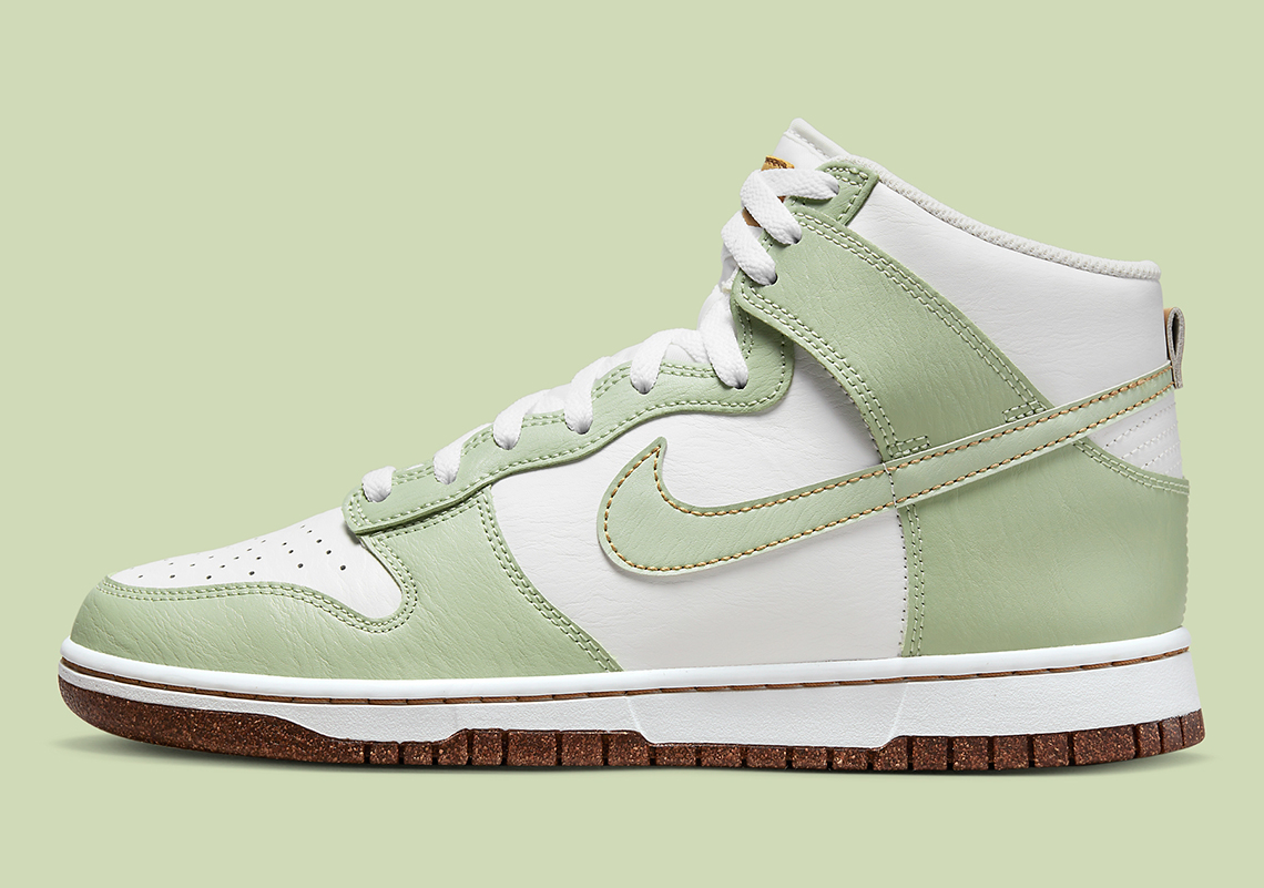 Nike Dunk High SE Honeydew Summit White DQ7680-300 | SneakerNews.com