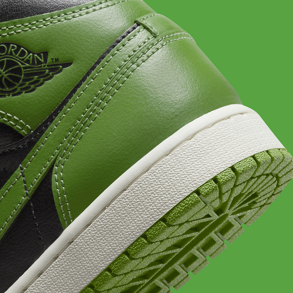 womens air jordan 1 mid green