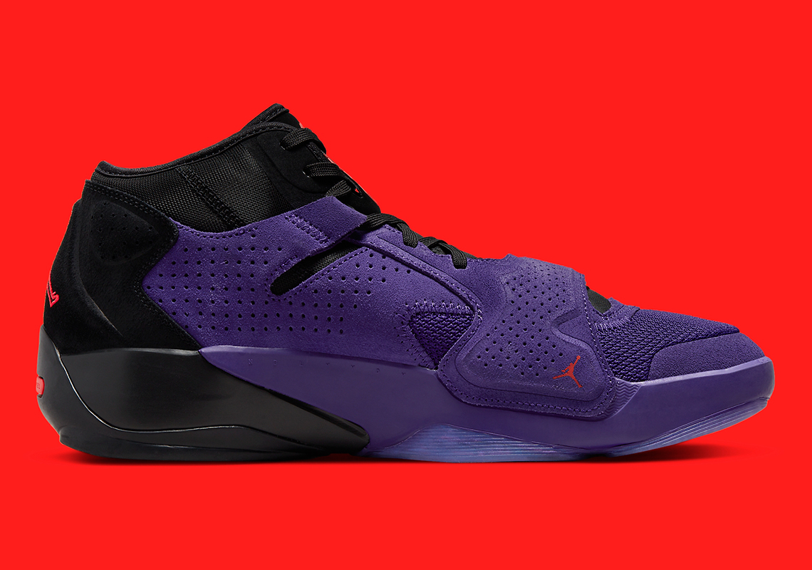 Nike WMNS Air Jordan 1 Mid Purple and Black 28cm Purple Crimson Do9072 506 7