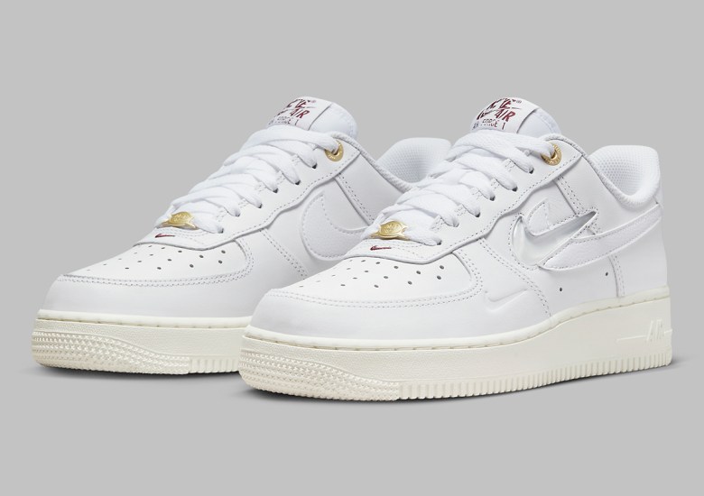 Nike Air Force 1 Low WMNS Jewel Double Swoosh White (2022